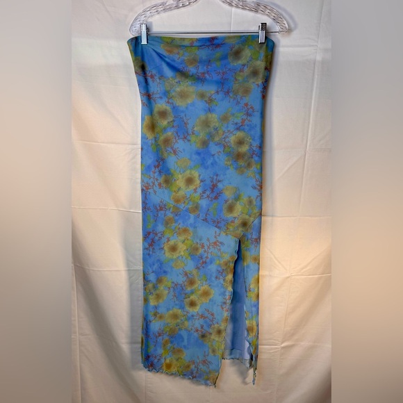 Urban Outfitters Strapless Floral Blue Maxi Skirt Size L - Picture 2 of 12